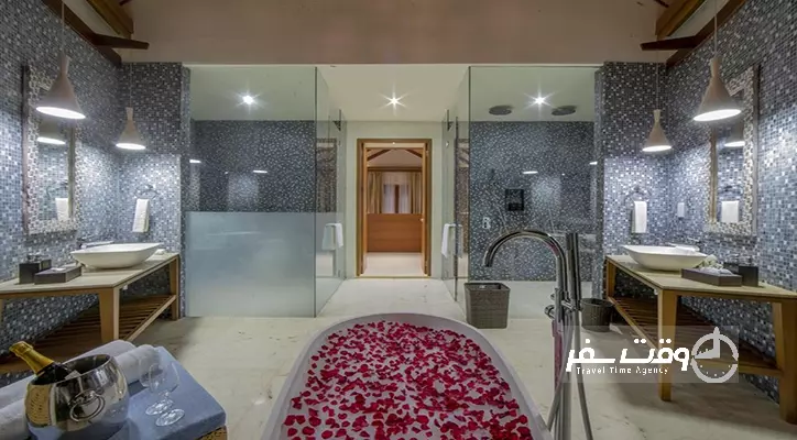 هتل فوراوری ایسلند مالدیو